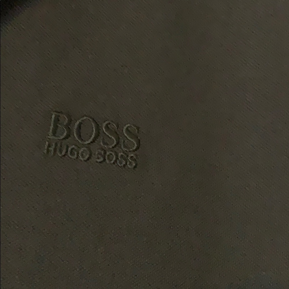 Hugo Boss - Picture 4 of 5